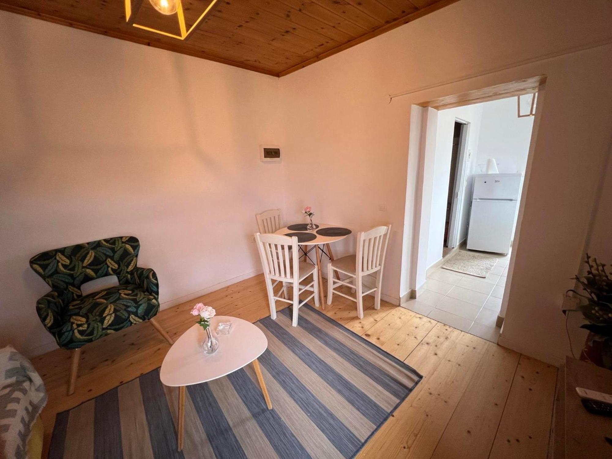 Agnes Rooms Pelekas Exterior foto
